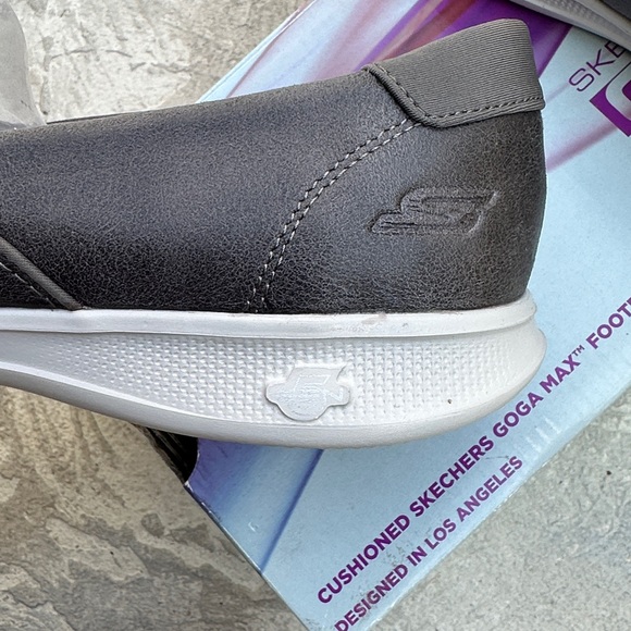 New Skechers Pro Go Step Lite Goga Max Gen 5 Lightweight Slip On Shoes 11M - Picture 7 of 12